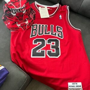 Michael Jordan Jersey & Bucket Hat